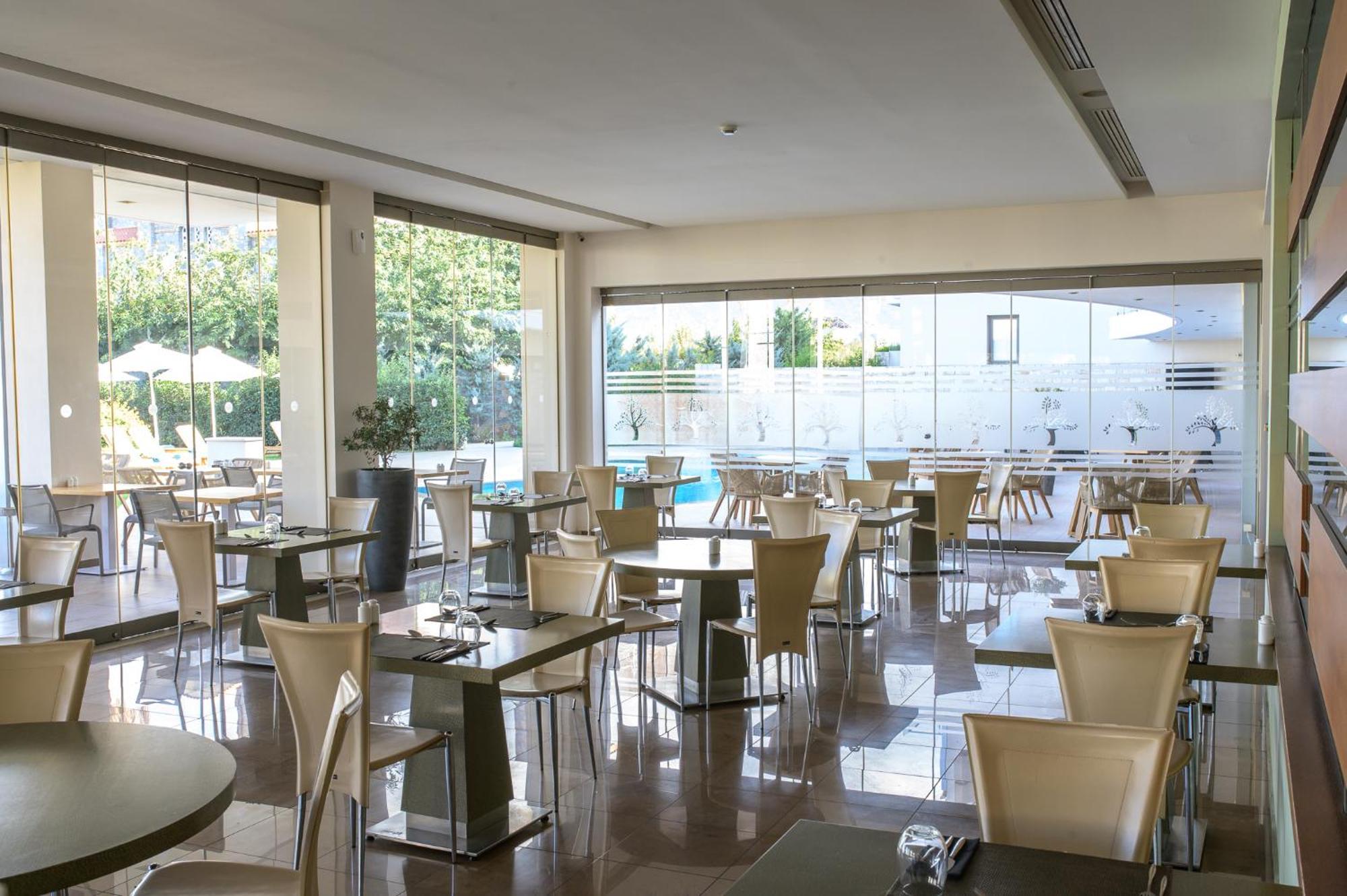 Castello Boutique Resort & Spa - Adults Only Sisi Exterior photo